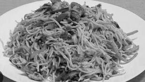 NonVeg Hakka Noodles ( 300gm )