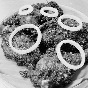 Kunji Pori Kozhi (tender Chicken Fry)