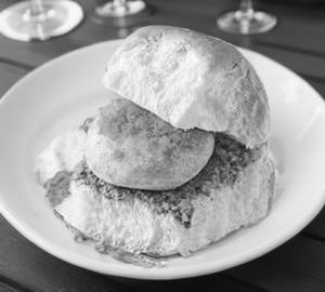 Chinese vada pav