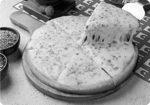 Classic Margherita Pizza