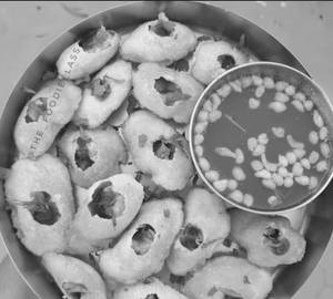 Rava panipuri [10 pieces]