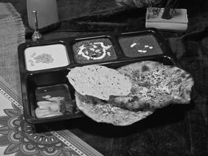 Palak Paneer Chur Chur Naan Platter