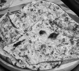 Garlic naan