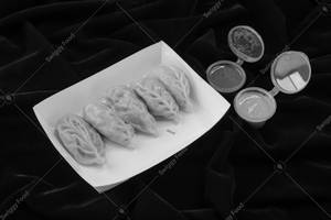 Veg Pahadi Momo [5 Pcs]