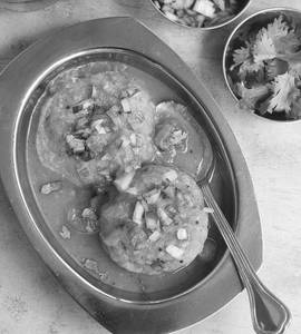 Sambar Idli (2 Pcs)