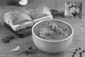 Chicken Curry with Pav [new]