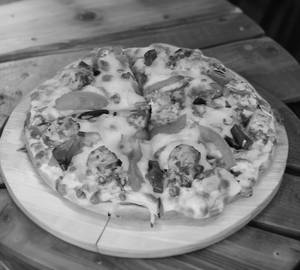 Tandoori Pizza