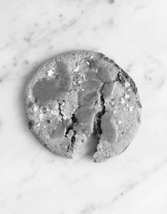 EGGLESS SEA SALT CARAMEL CHOCOLATE COOKIE
