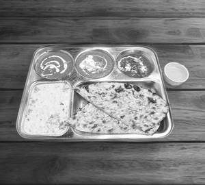 Aloo Pyaz Naan