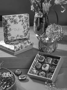 Signature Collection Gift Box 9 Pc