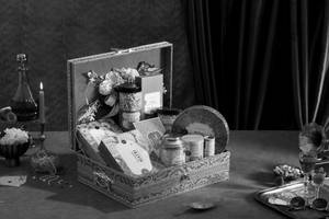 Rajmahal Trunk Hamper