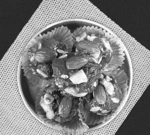 Dry Fruit Laddu (200g)