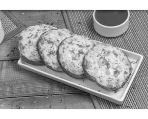 Cheese Garlic Bread (04 Pcs)