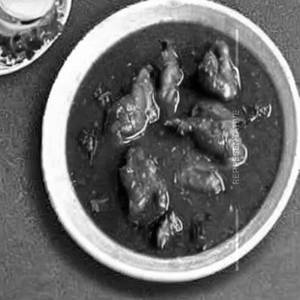 Chicken In Schezwan Sauce
