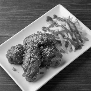 Indo-kreamy Chicken Wings (4 Pcs)