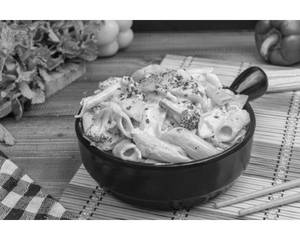 White Sauce Pasta
