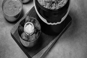 Mutton Bucket Biryani Joint Family(6 - 7 Pax)