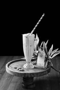 Kesar Badam Shake [300 Ml]