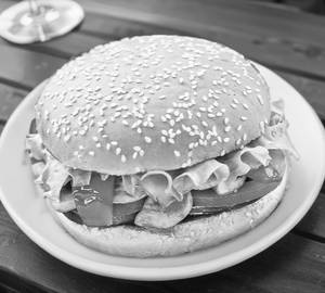 Coastal veg crunch burger 