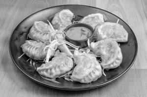 Fried Chicken Momo (10 Pcs )