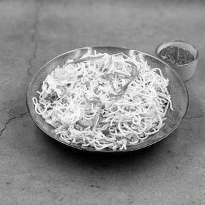 Veg Hakka Noodles
