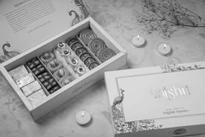 Utsav Sweet Box - Peacock