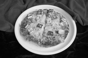 Bbq Paneer Pizza