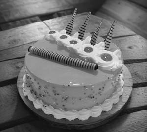 Rose flavor cake [500 grams]