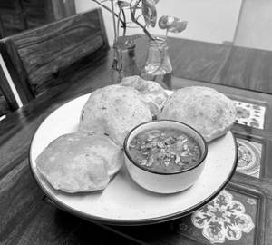 Puri with Aloo Sabzi