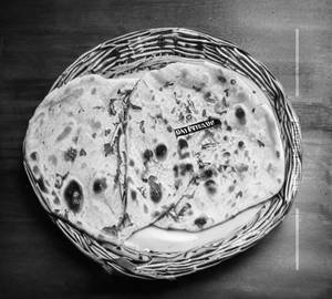 Hariyali Aloo Naan