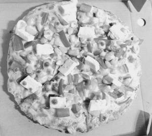 Veg paneer pizza