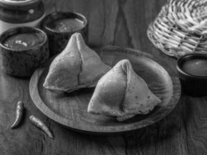 Samosa (2 Pcs)