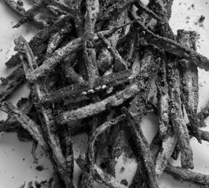 Kurkuri bhindi