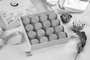 Motichur Laddu Box