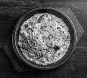 Cacio E Pepe Spaghetti X Bhavnagari Pepper