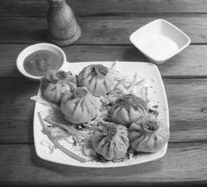 Veg Peri Peri Steam Momos