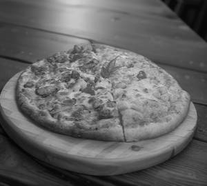 Mushroom & Sweetcorn 9 Inches