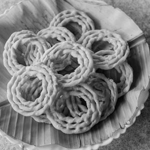 Kai Murukku   10 Nos.