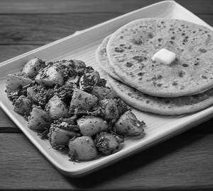 2 paratha with methi aloo