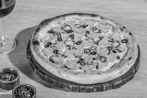 Chicken Salami Pizza