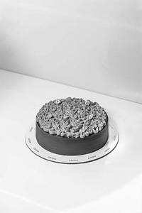 Eggless Hazelnut Praline Cake 1kg