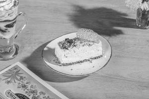 Chikki Cheesecake Tart