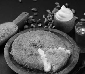 Classic Cream Kunafa