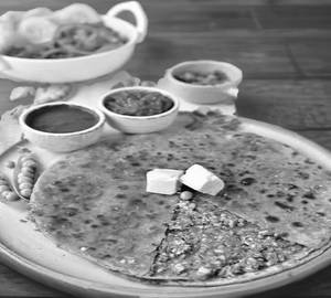 Mutter Paneer Paratha