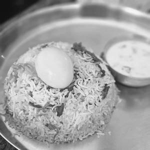 Chicken Dum Biryani (full)