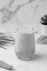 Mango Fresh Fruit Milkshake