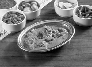 Chicken Reshmi Butter Masala