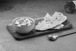 Naan[1]+Paneer Butter Masala[ 100Ml ]