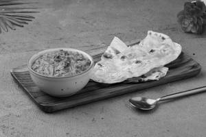 Naan[1]+ Mix Veg Curry[ 100Ml ]