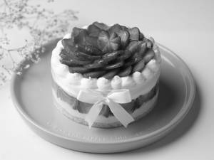 Strawberry Gateau 1lb
